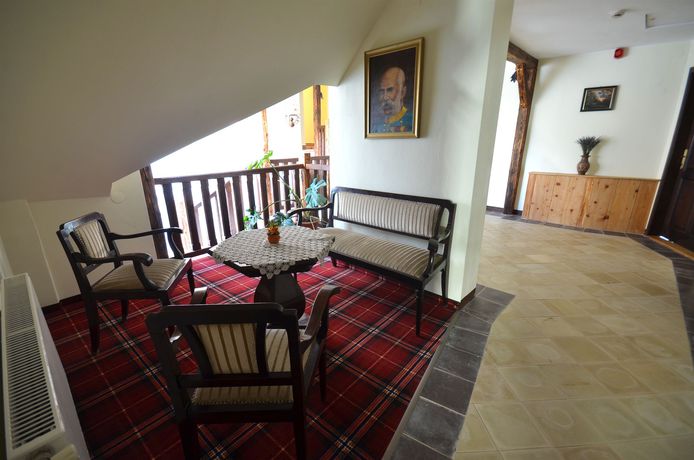 Imagen de los interiores del Hotel Révész. Foto 14