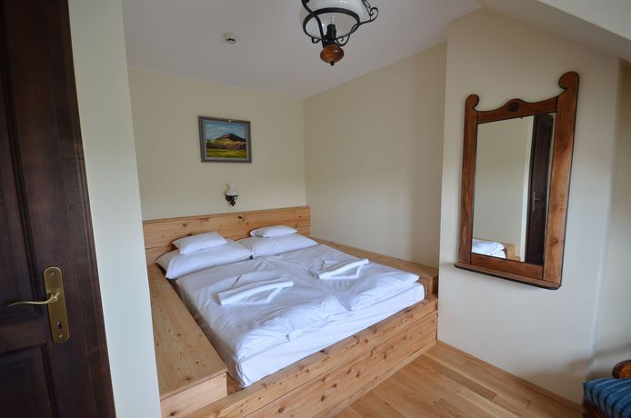 Imagen de la habitación del Hotel Révész. Foto 11