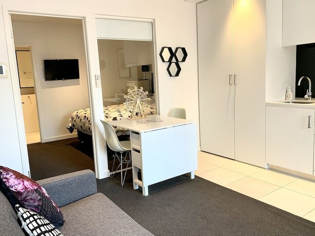 Imagen general del Hotel Readyset Apartments On Little Collins. Foto 5