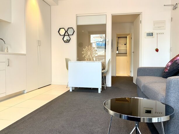 Imagen de la habitación del Hotel Readyset Apartments On Little Collins. Foto 21