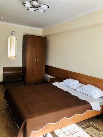Imagen de la habitación del Hotel Reakomp. Foto 3