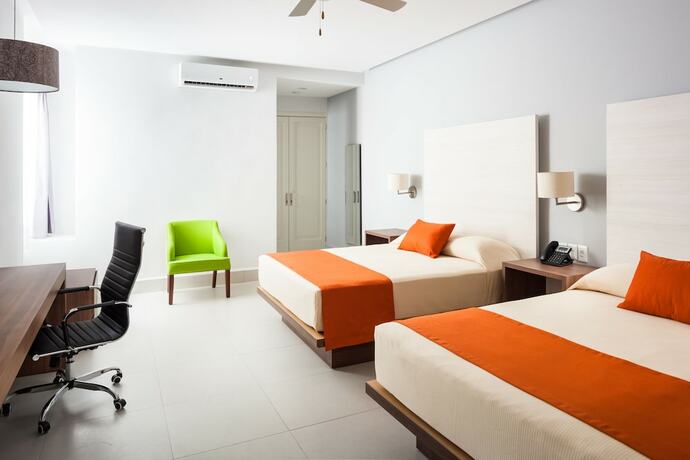 Imagen de la habitación del Hotel Real 1900. Foto 13