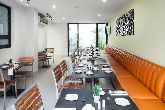 Imagen general del Hotel Real 1900. Foto 9