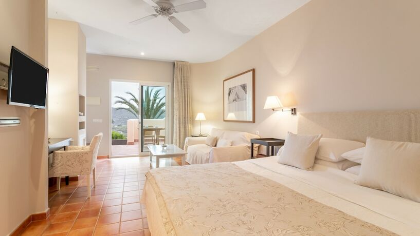 Imagen general del Hotel Real Agua Amarga La Joya - Adults Only. Foto 12