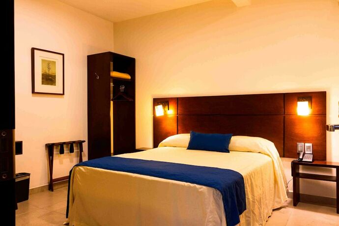 Imagen de la habitación del Hotel Real Alma. Foto 19