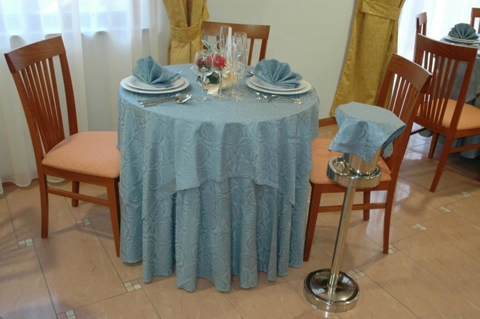 Imagen del bar/restaurante del Hotel Real Asturias. Foto 8