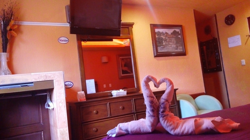 Imagen de la habitación del Hotel Real Azteca, Ciudad de M&eacute;xico. Foto 7