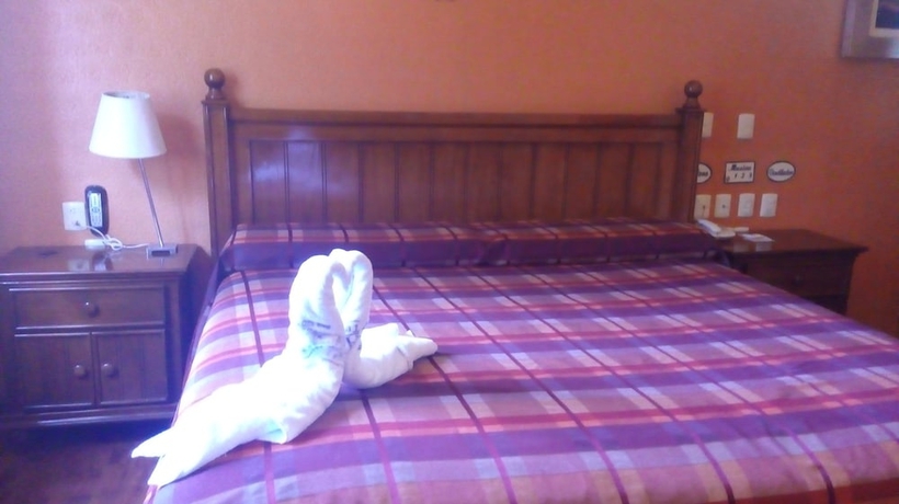 Imagen de la habitación del Hotel Real Azteca, Ciudad de M&eacute;xico. Foto 9