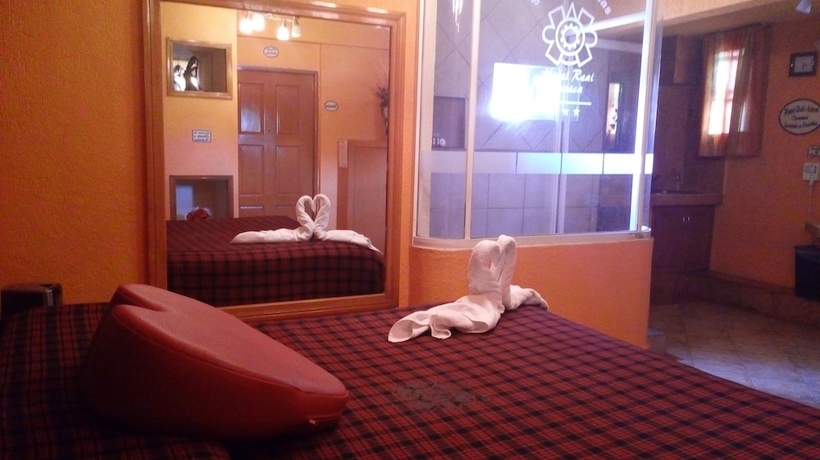 Imagen de la habitación del Hotel Real Azteca, Ciudad de M&eacute;xico. Foto 12