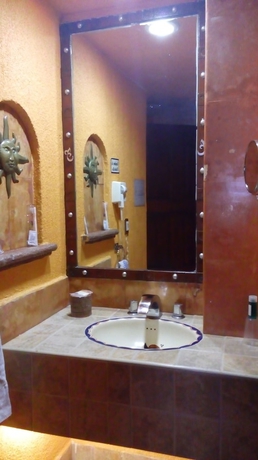 Imagen de la habitación del Hotel Real Azteca, Ciudad de M&eacute;xico. Foto 18