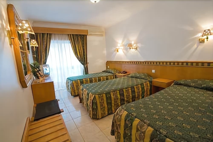 Imagen de la habitación del Hotel Real Caparica. Foto 8