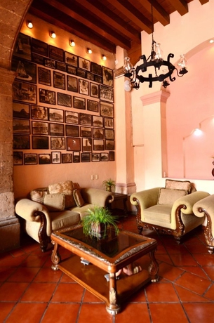 Imagen de los interiores del Hotel Real Catedral. Foto 13