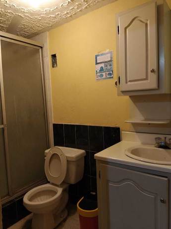 Imagen de la habitación del Hotel Real Classic Inn. Foto 3