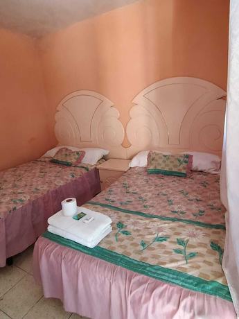 Imagen de la habitación del Hotel Real Classic Inn. Foto 12