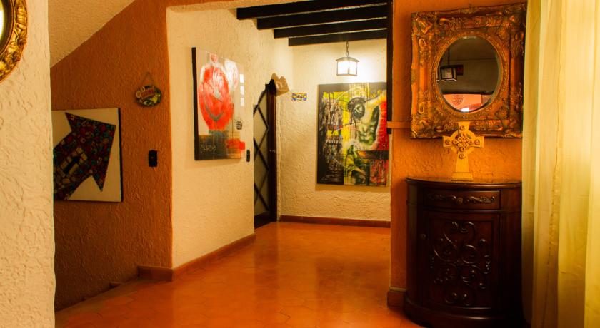 Imagen de los interiores del Hotel Real Colonial. Foto 9