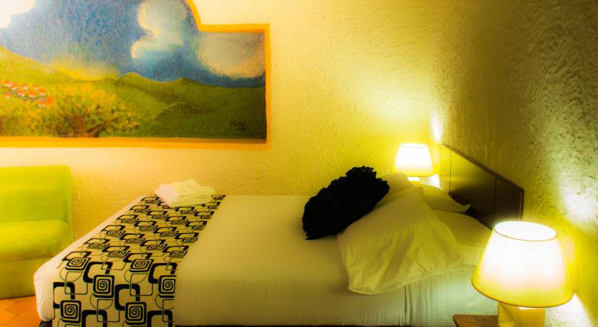 Imagen de la habitación del Hotel Real Colonial. Foto 6