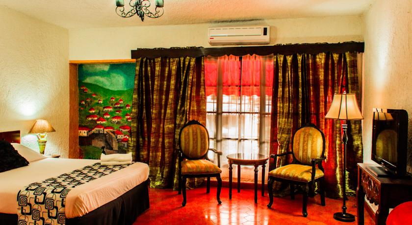 Imagen de la habitación del Hotel Real Colonial. Foto 7