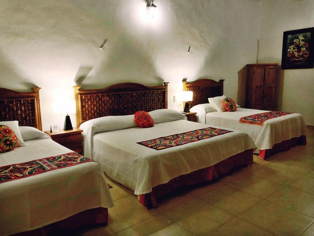 Imagen de la habitación del Hotel Real Colonial, Valladolid. Foto 14