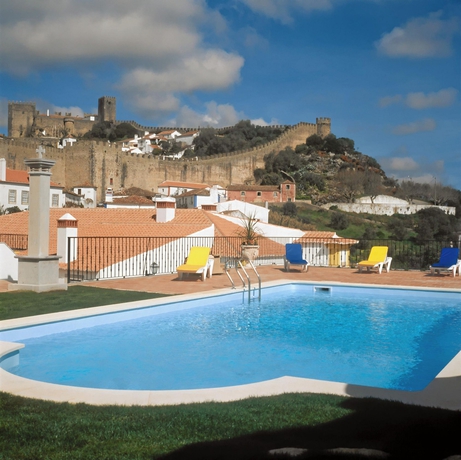 Imagen de la piscina del Hotel Real D Obidos. Foto 13