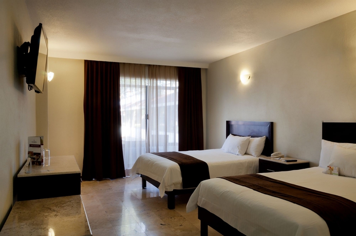 Imagen de la habitación del Hotel Real De Minas Poliforum. Foto 7