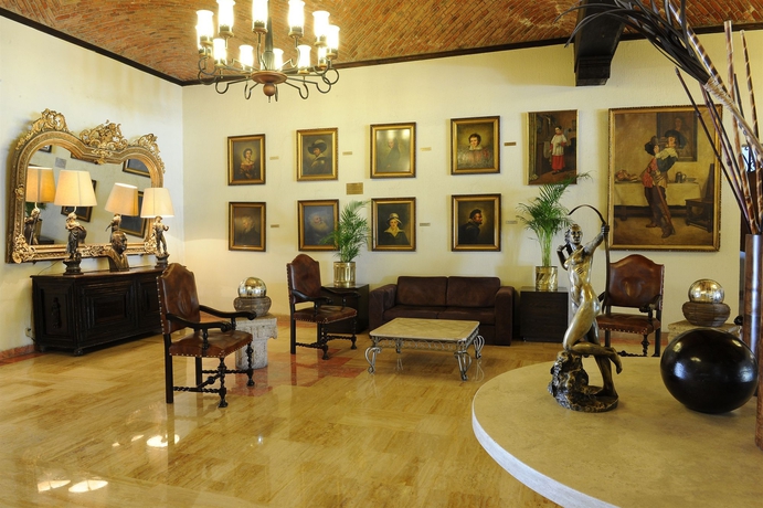 Imagen de los interiores del Hotel Real De Minas Poliforum. Foto 12