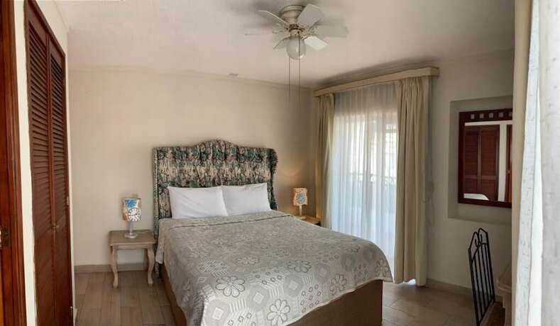 Imagen de la habitación del Hotel Real De San Diego. Foto 5