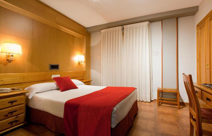 Imagen de la habitación del Hotel Real De Toledo. Foto 5