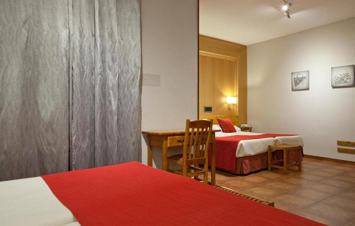 Imagen de la habitación del Hotel Real De Toledo. Foto 6