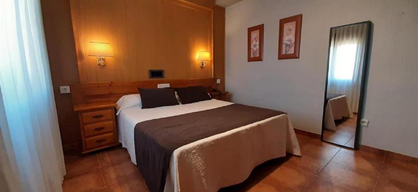 Imagen de la habitación del Hotel Real De Toledo. Foto 11