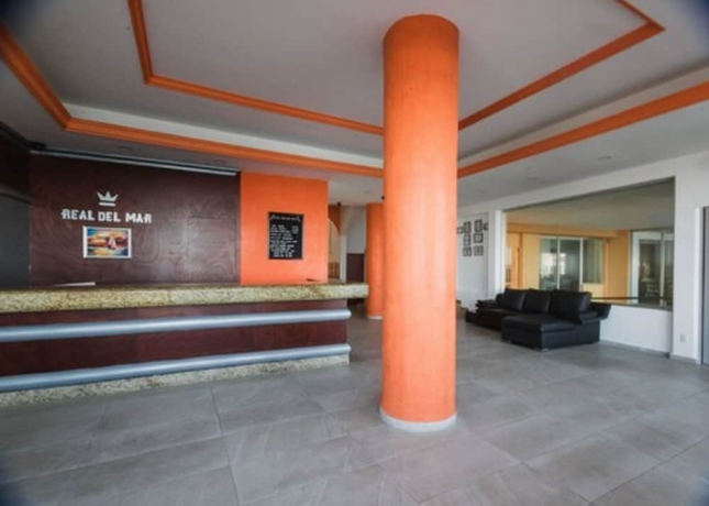 Imagen de los interiores del Hotel Real Del Mar. Foto 18
