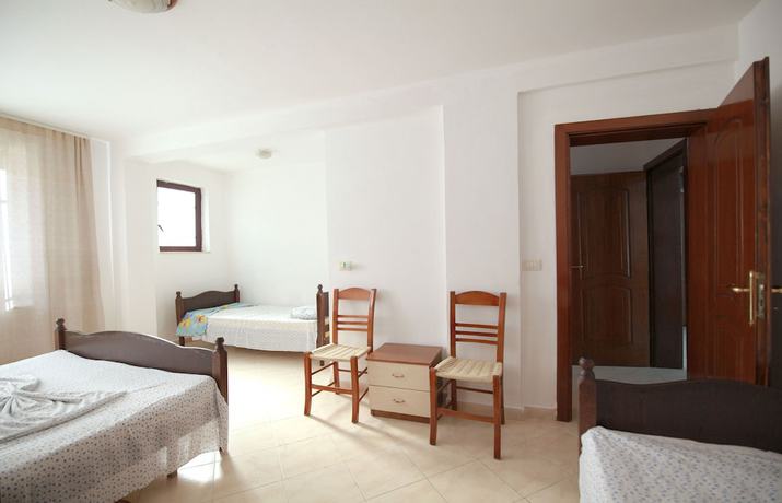 Imagen de la habitación del Hotel Real, Durres. Foto 1