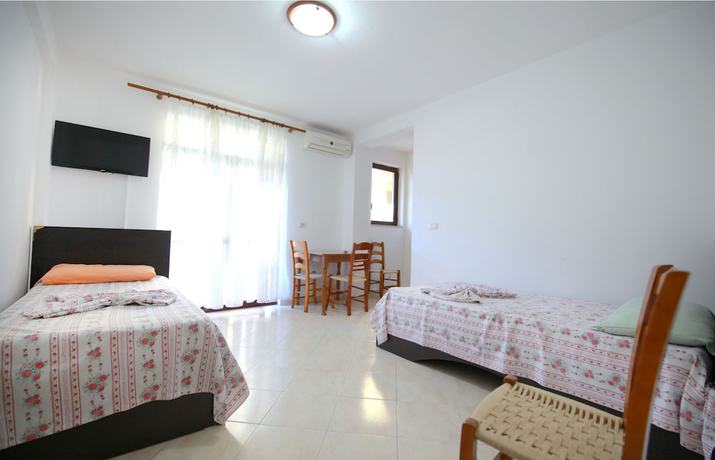 Imagen de la habitación del Hotel Real, Durres. Foto 9