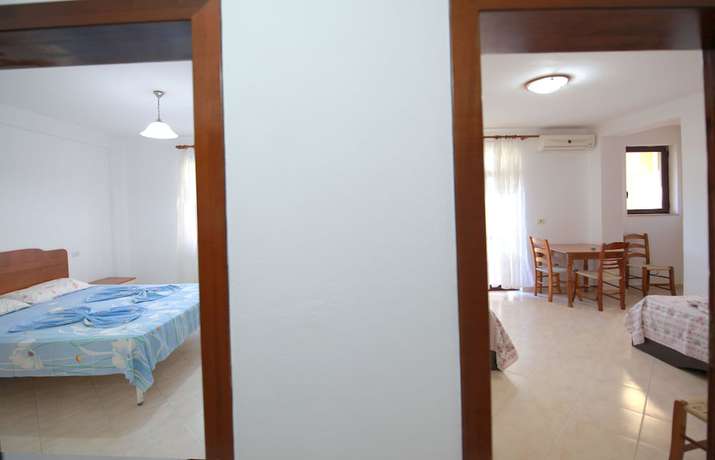 Imagen de la habitación del Hotel Real, Durres. Foto 11