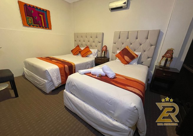 Imagen de la habitación del Hotel Real Excelencia. Foto 10
