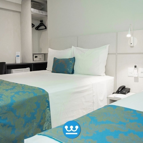 Imagen de la habitación del Hotel Real Executive. Foto 12