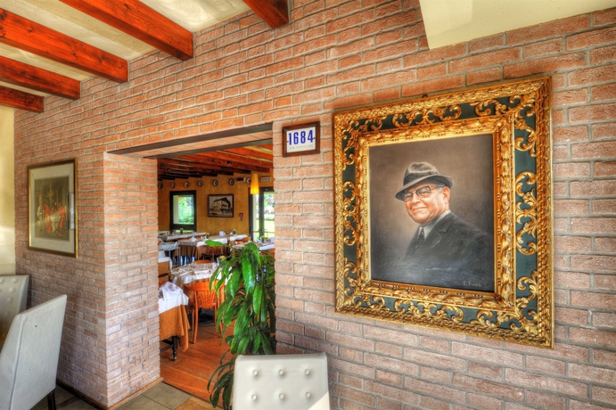 Imagen del bar/restaurante del Hotel Real Fini Baia Del Re. Foto 4