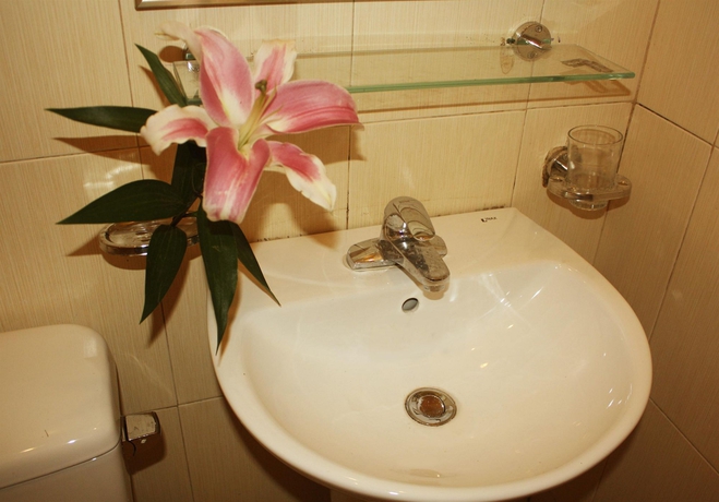 Imagen de la habitación del Hotel Real Hanoi. Foto 7