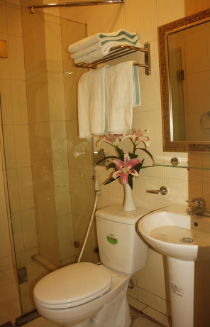 Imagen de la habitación del Hotel Real Hanoi. Foto 8