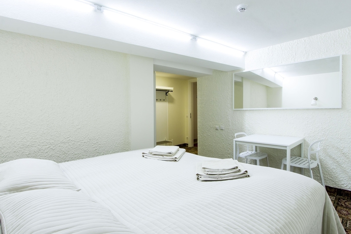 Imagen de la habitación del Hotel Real House. Foto 13