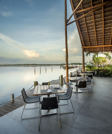 Imagen del bar/restaurante del Hotel Real Inn Cancún. Foto 6