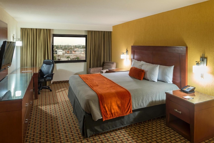 Imagen de la habitación del Hotel Real Inn Mexicali. Foto 2