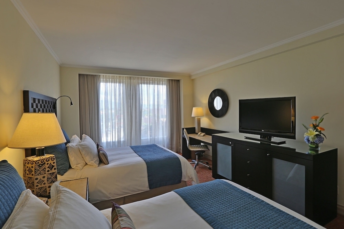 Imagen de la habitación del Hotel Real Intercontinental San Pedro Sula At Multiplaza Mall, An Ihg. Foto 11