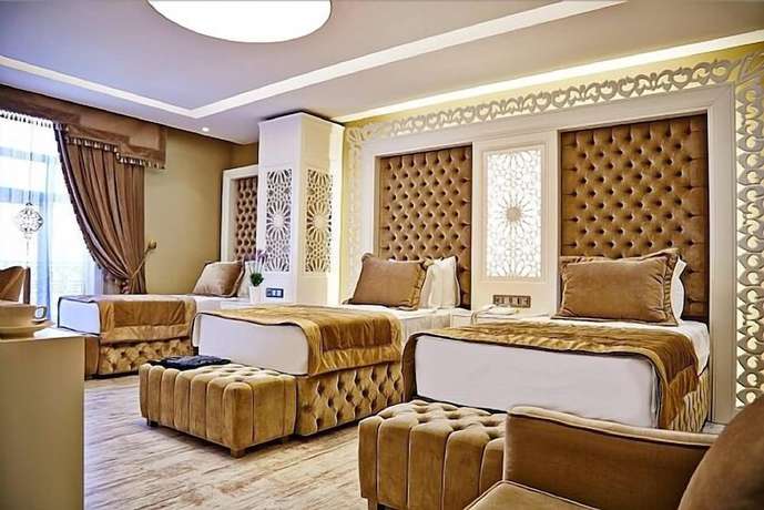 Imagen de la habitación del Hotel Real Konak. Foto 11