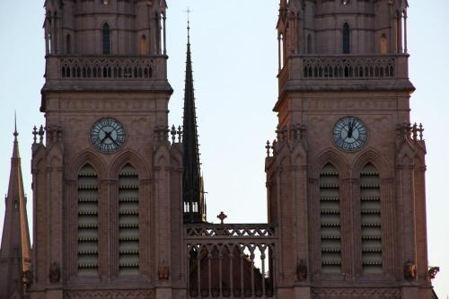 Imagen general del Hotel Real Lujan. Foto 3