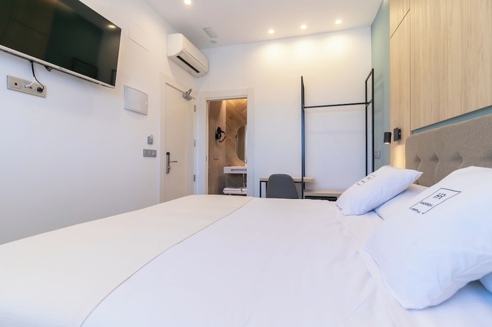 Imagen de la habitación del Hotel Real Maqueda - M&aacute;laga. Foto 6