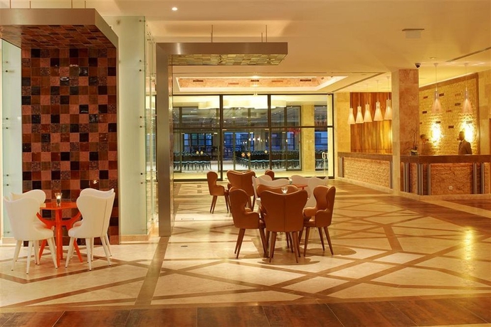 Imagen de los interiores del Hotel Real Marina and Spa. Foto 14