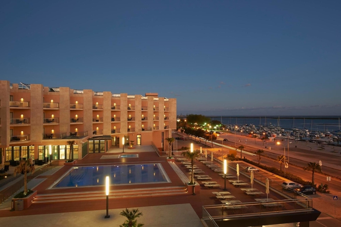 Imagen de los exteriores del Hotel Real Marina and Spa. Foto 12