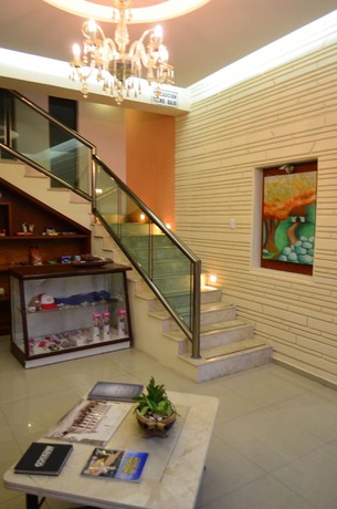 Imagen de los interiores del Hotel Real Mercedes. Foto 13