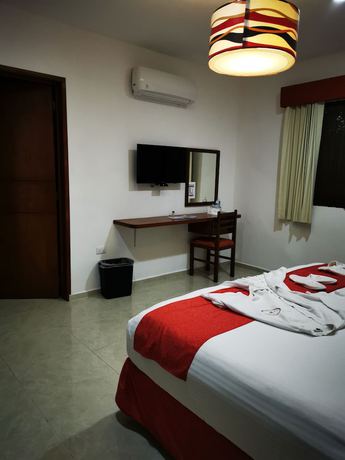 Imagen de la habitación del Hotel Real Mercedes. Foto 3
