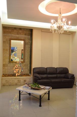 Imagen de los interiores del Hotel Real Mercedes. Foto 16